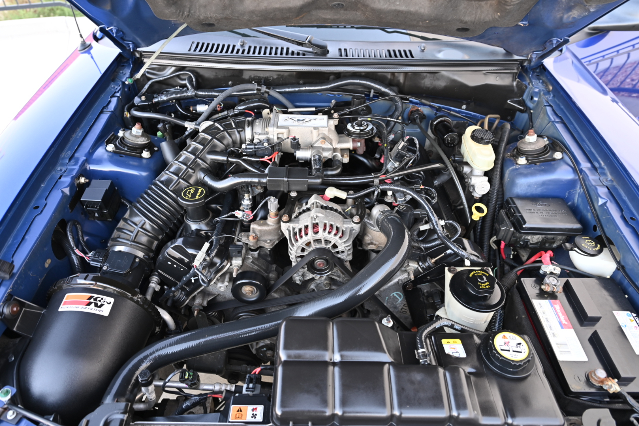 Ford Mustang GT Premium Coupe 2002 Ford Mustang GT Premium Coupe 2002