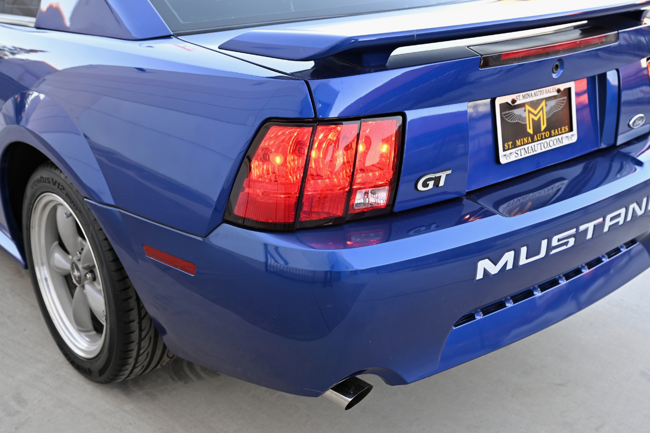 Ford Mustang GT Premium Coupe 2002 Ford Mustang GT Premium Coupe 2002