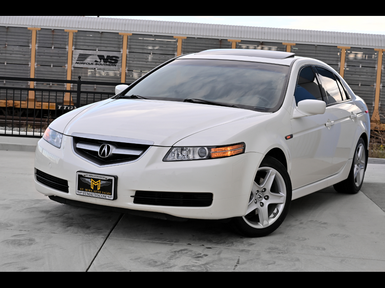 2006 Acura TL FWD With Navigation