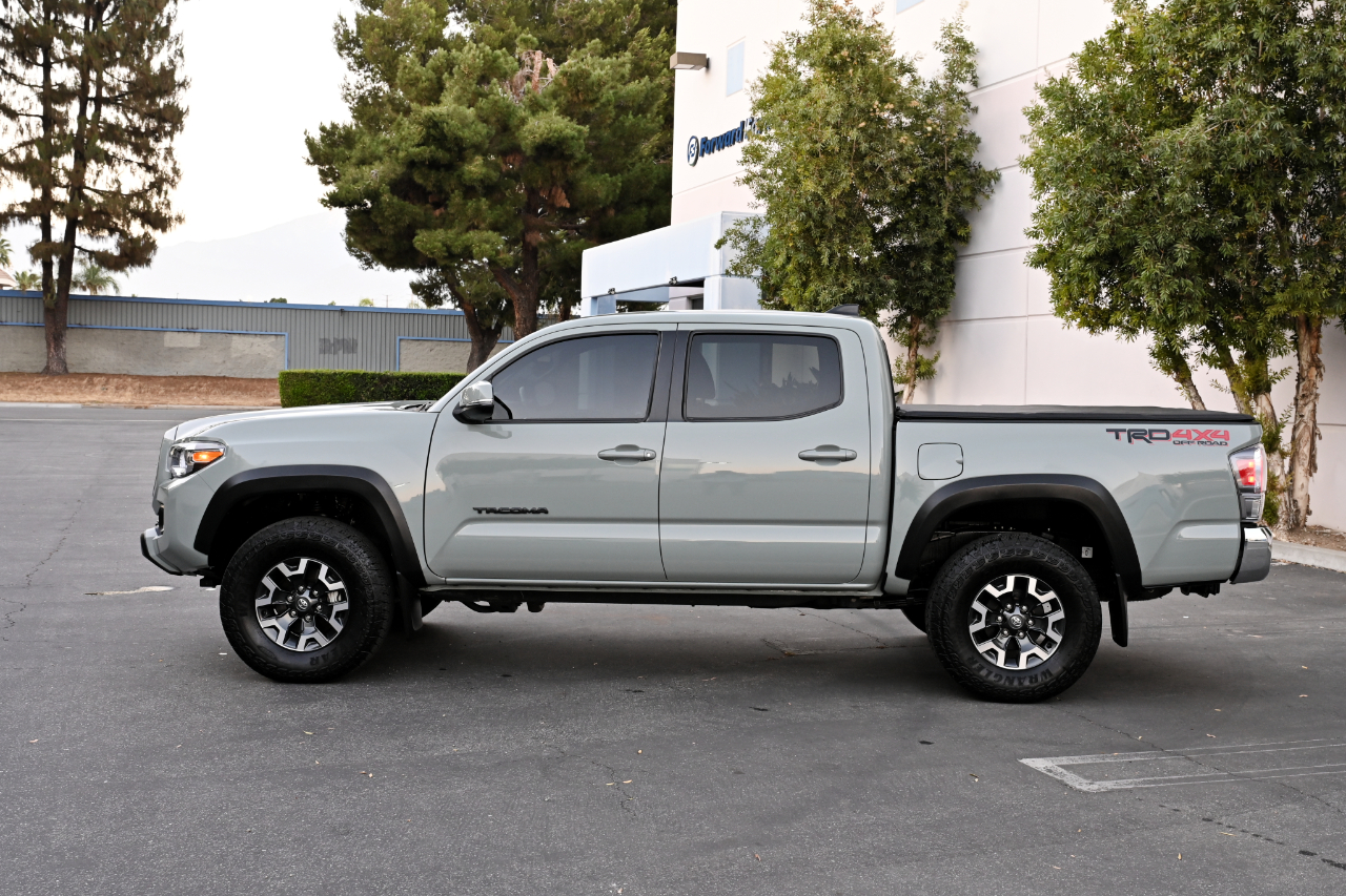Toyota Tacoma 4WD  2023