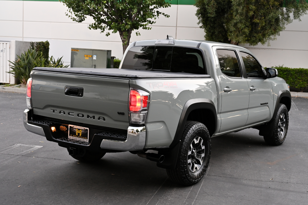 Toyota Tacoma 4WD  2023