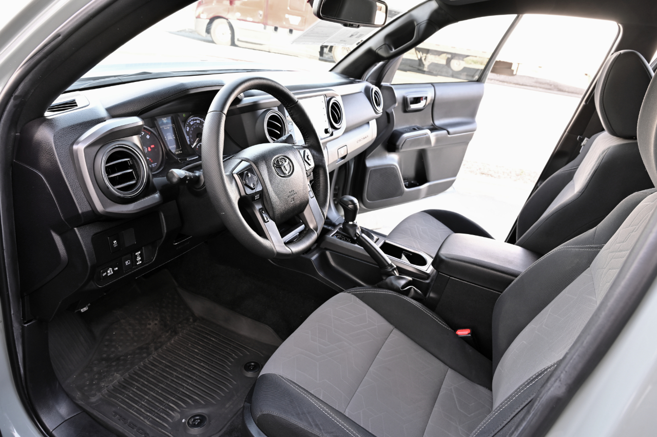 Toyota Tacoma 4WD  2023