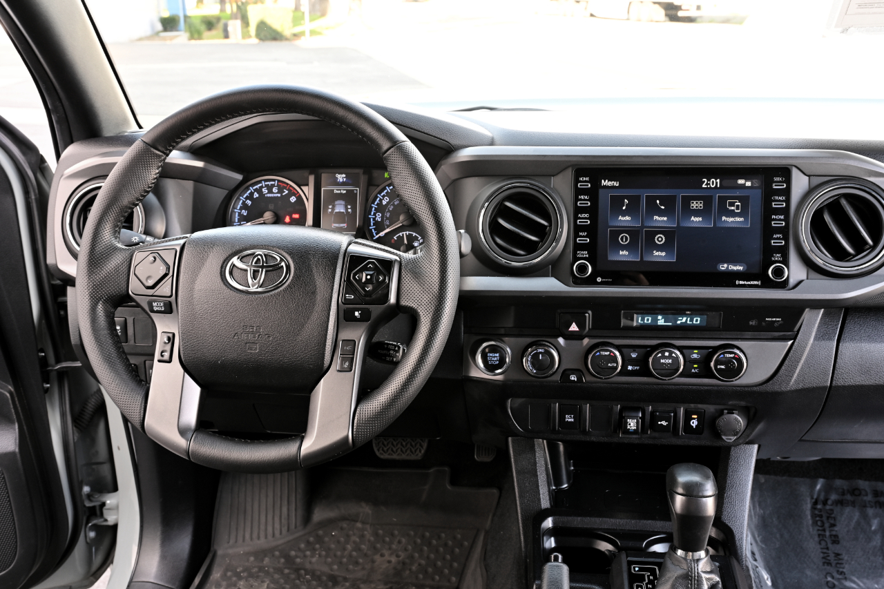 Toyota Tacoma 4WD  2023