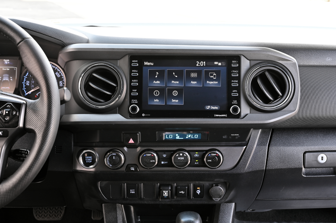 Toyota Tacoma 4WD  2023