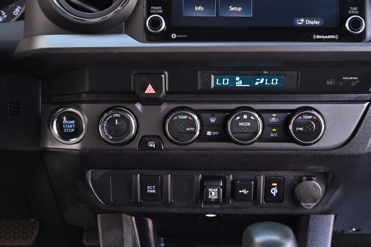 Toyota Tacoma 4WD  2023