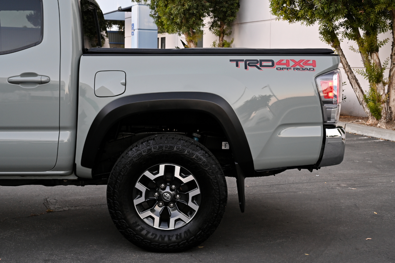 Toyota Tacoma 4WD  2023