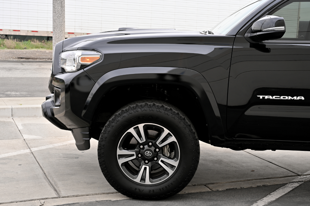 Toyota Tacoma  2016