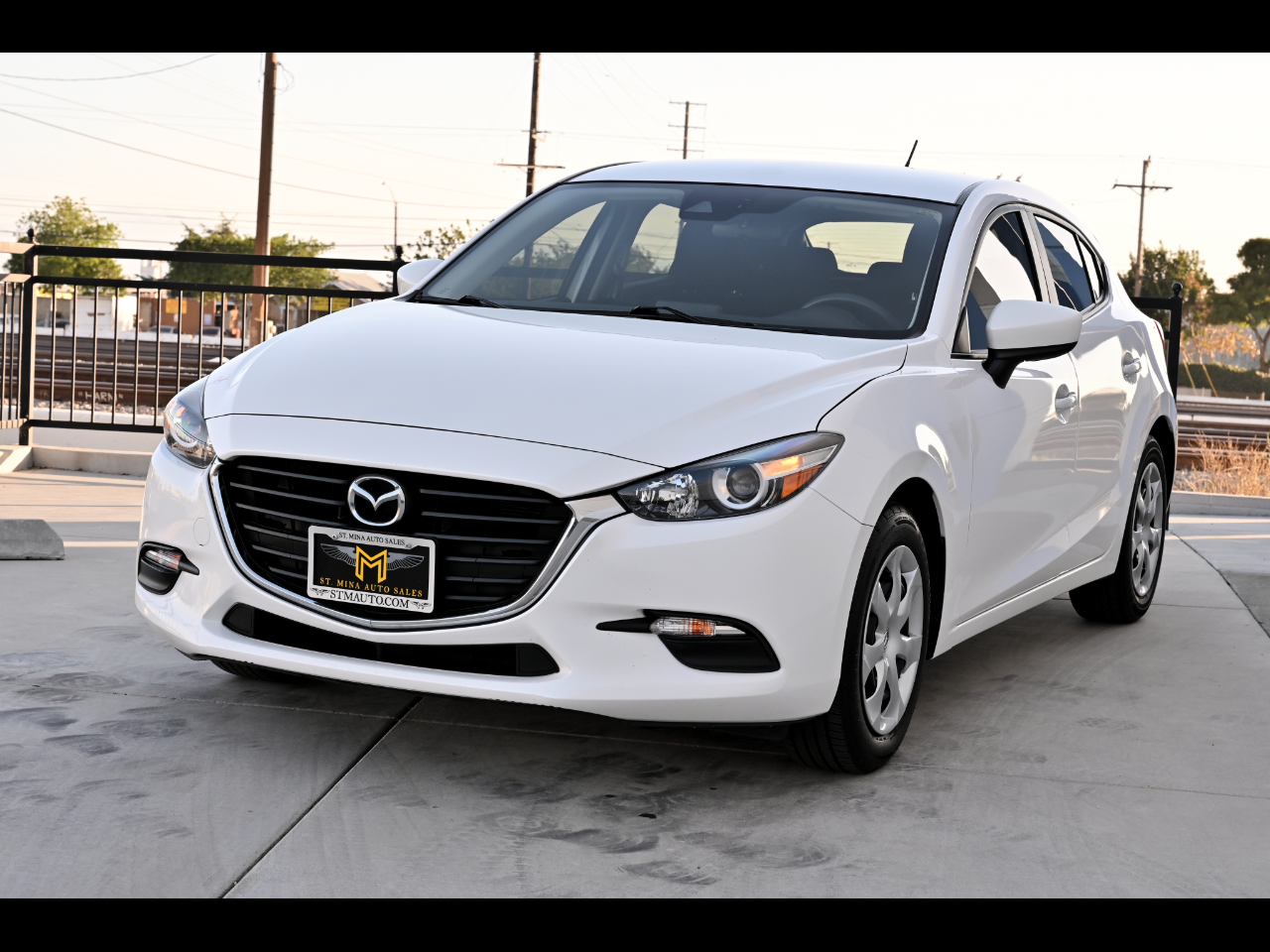 2018 Mazda Mazda3 5-Door Sport Manual