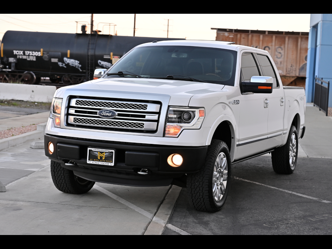 2013 Ford F-150 Platinum 4WD SuperCrew
