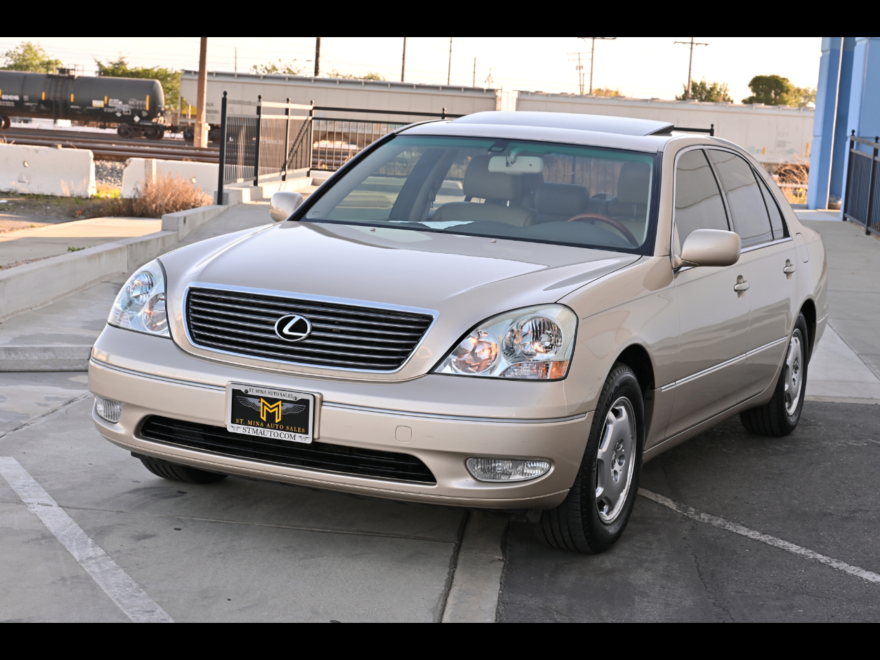 2002 Lexus LS 430 Sedan