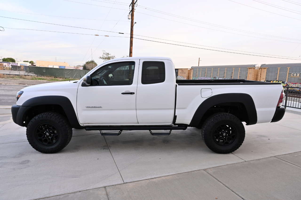 Toyota Tacoma  2010