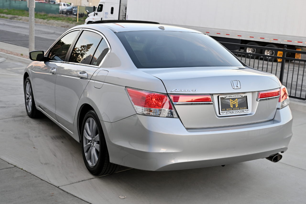 Honda Accord Sdn  2011