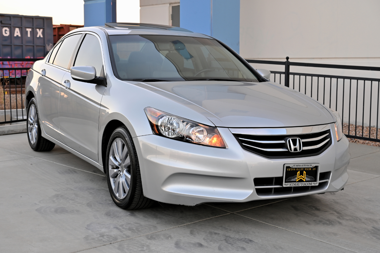 Honda Accord Sdn  2011
