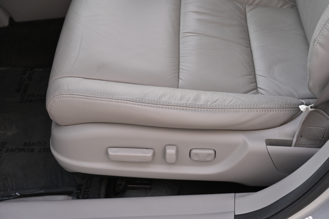 Honda Accord Sdn  2011