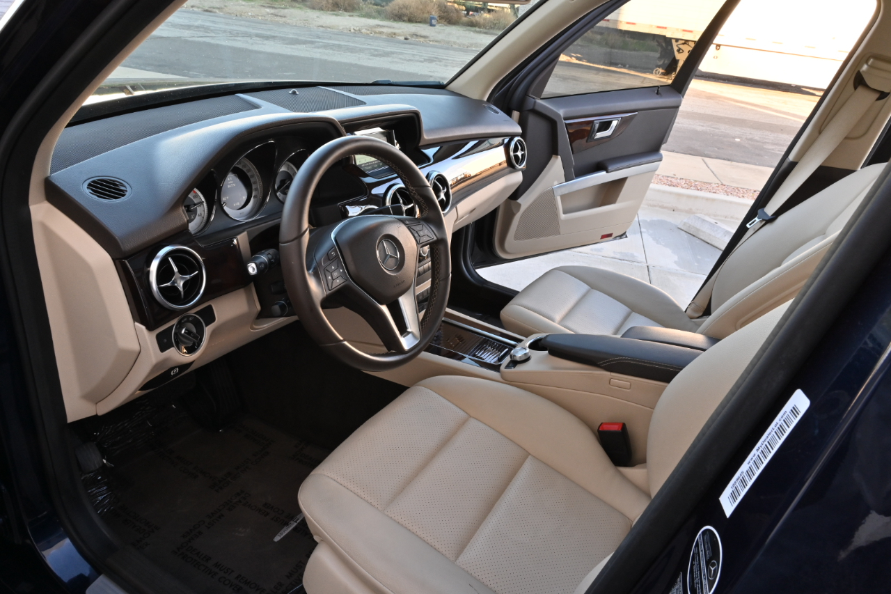 Mercedes-Benz GLK-Class  2015