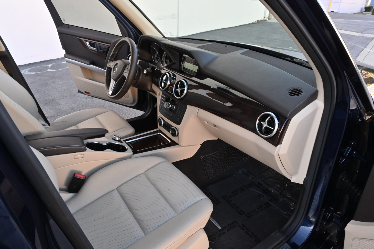 Mercedes-Benz GLK-Class  2015