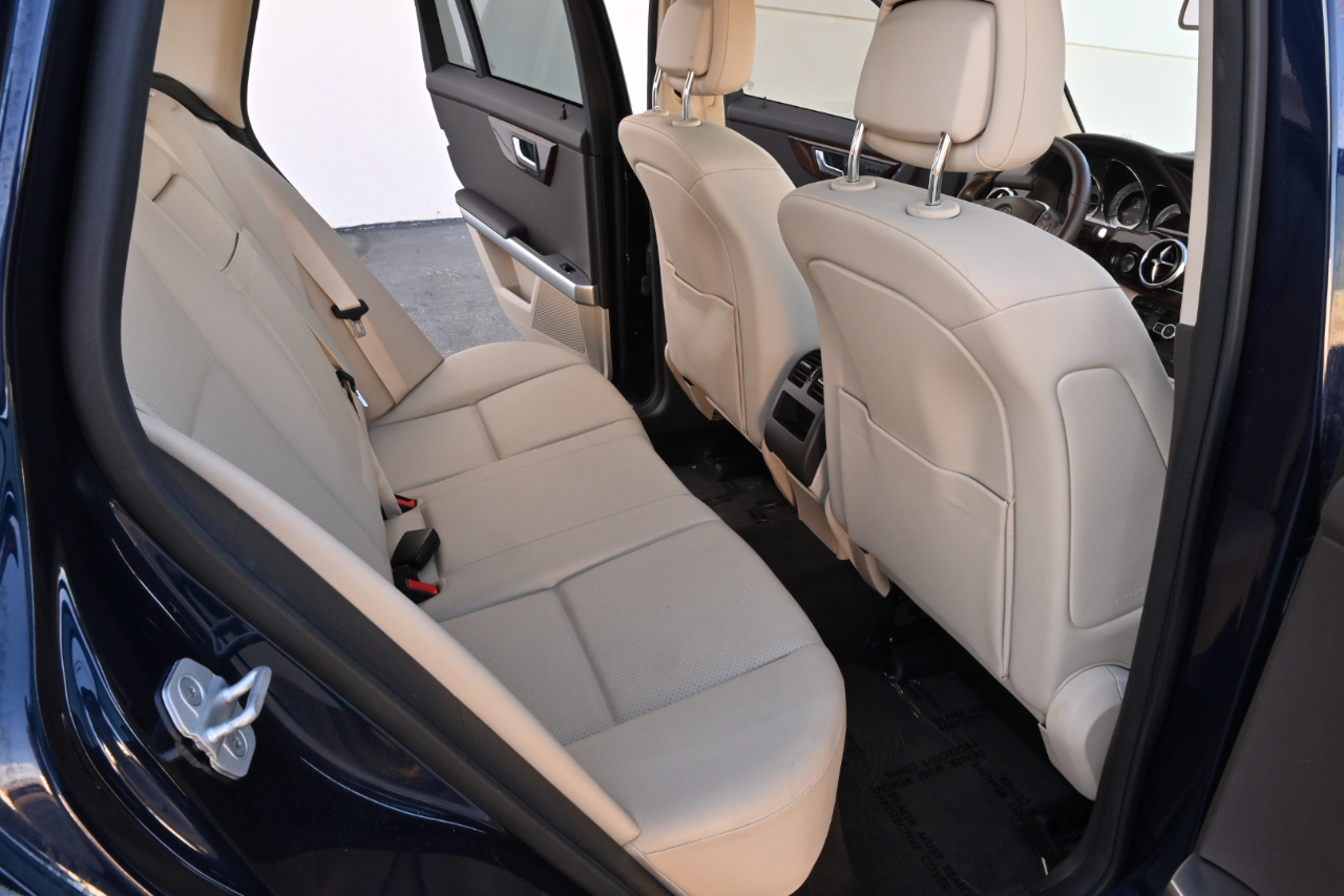 Mercedes-Benz GLK-Class  2015