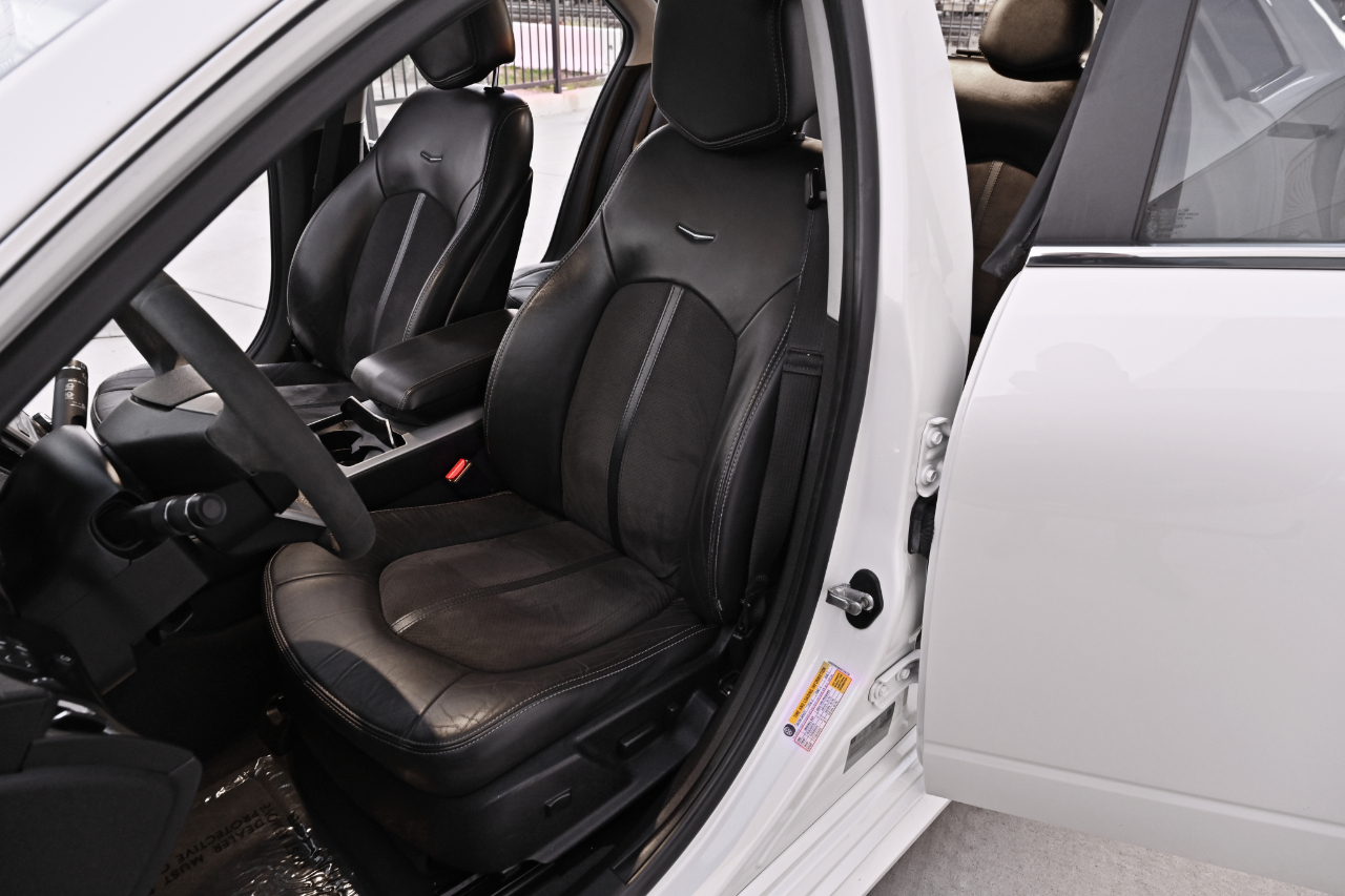 Cadillac CTS Wagon  2012