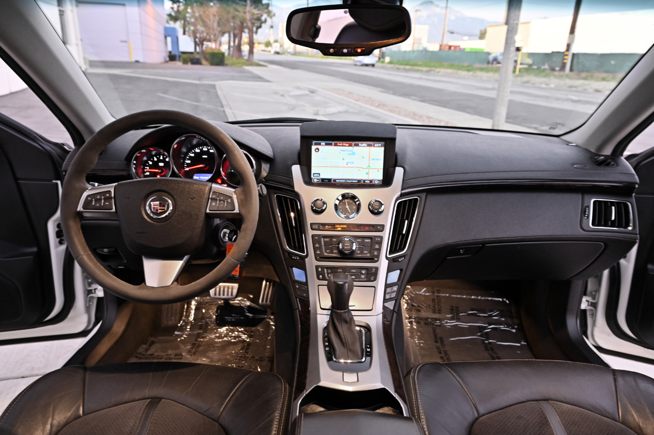 Cadillac CTS Wagon  2012