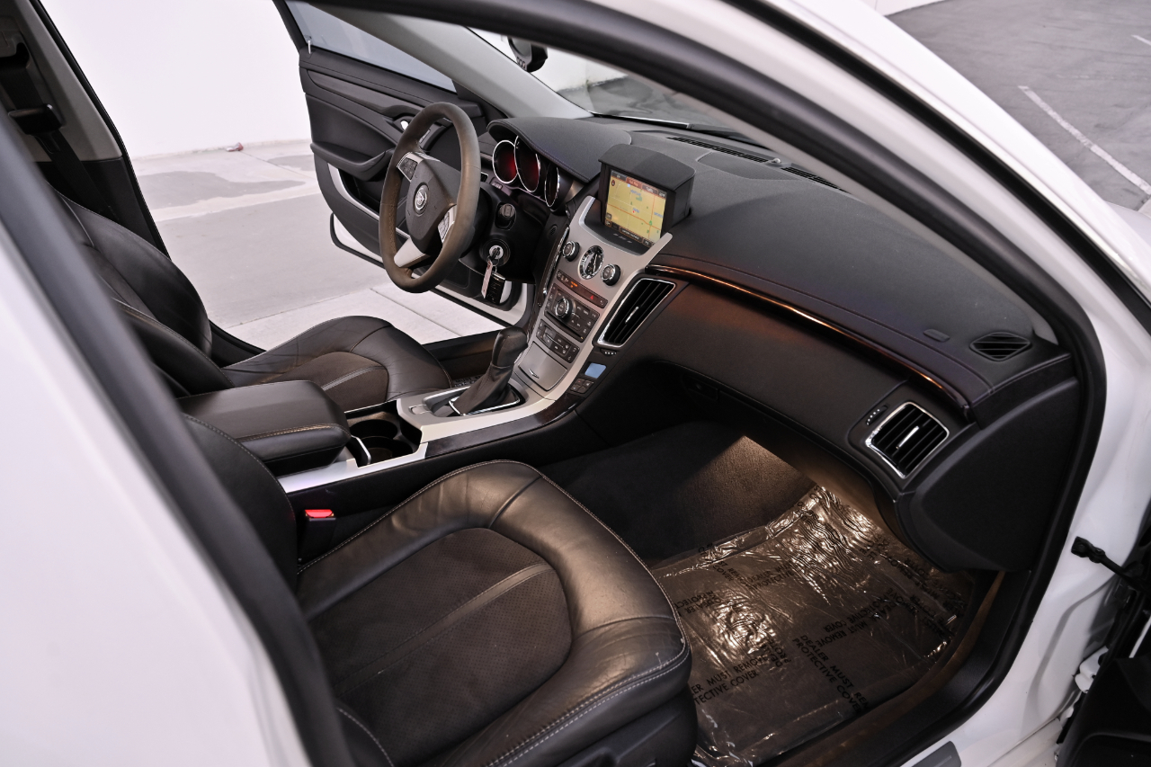 Cadillac CTS Wagon  2012