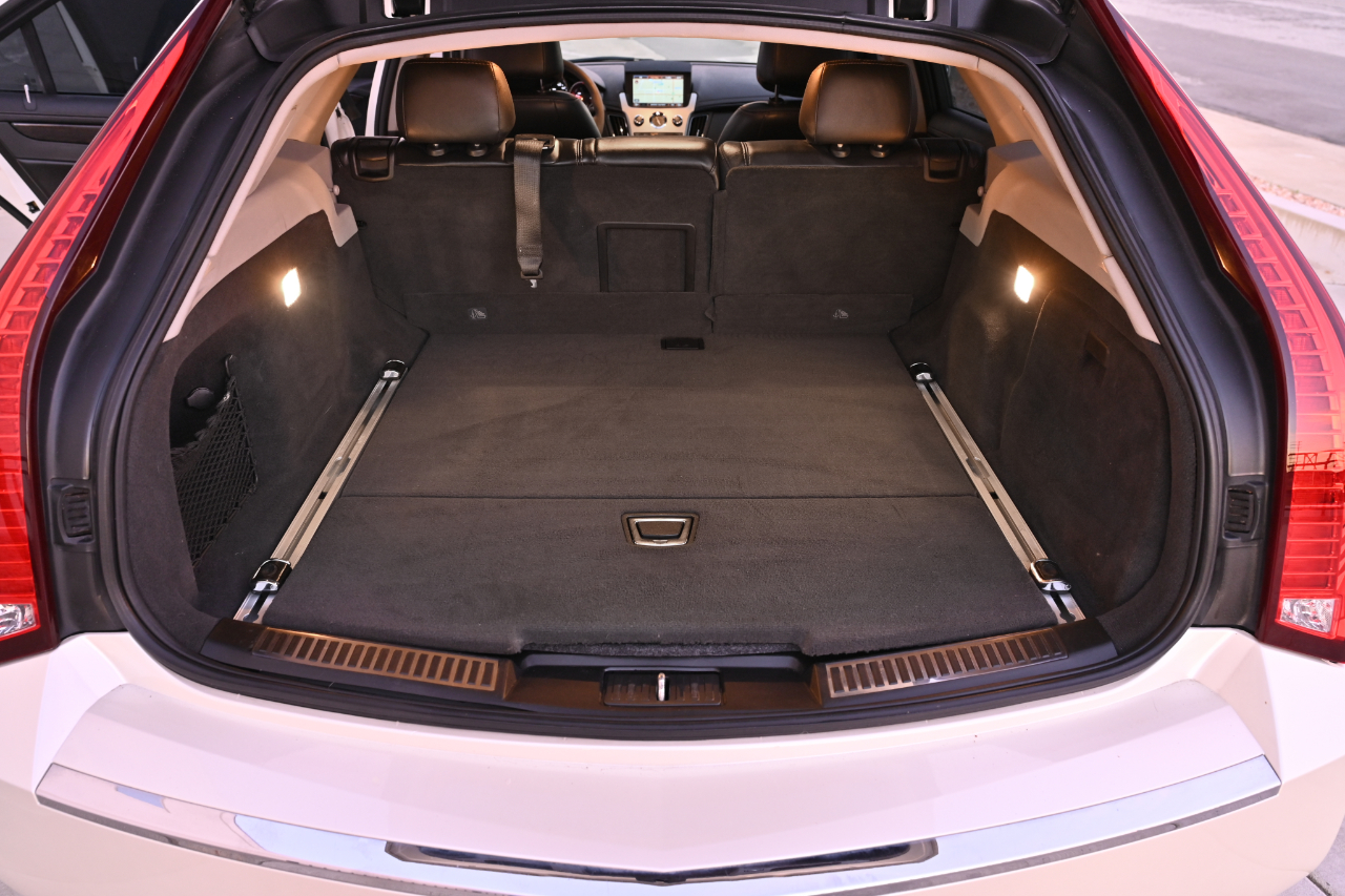 Cadillac CTS Wagon  2012