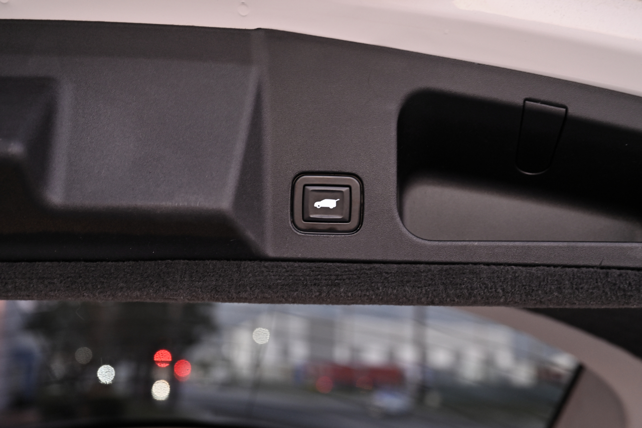 Cadillac CTS Wagon  2012