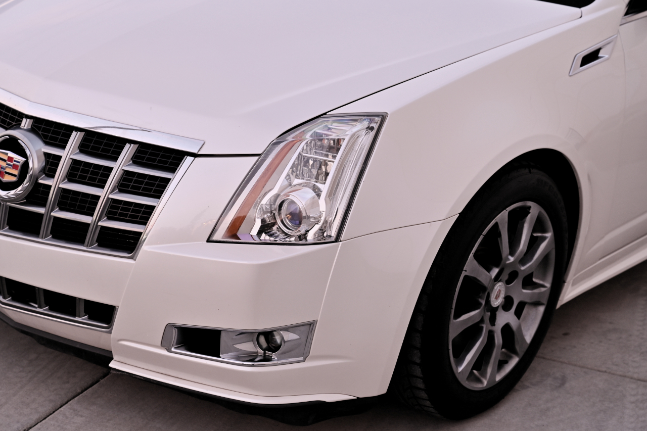 Cadillac CTS Wagon  2012