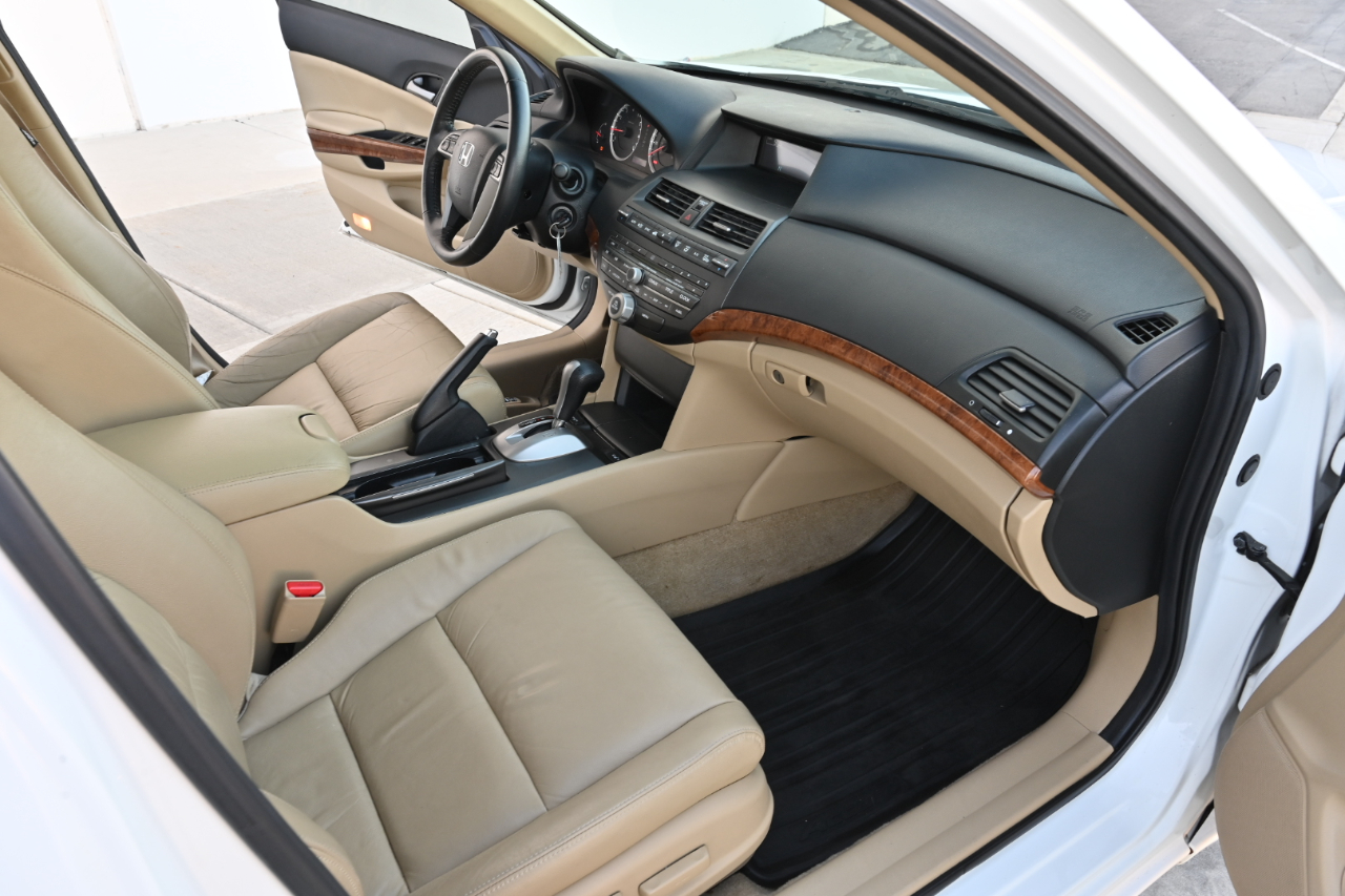 Honda Accord Sdn  2011