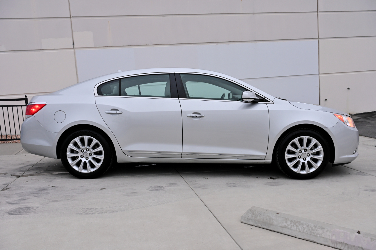 Buick LaCrosse  2013