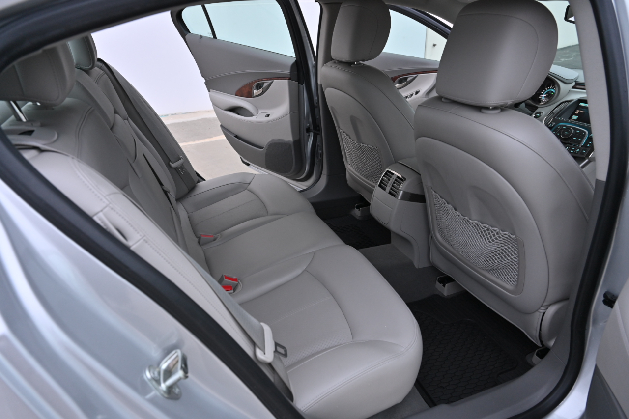 Buick LaCrosse  2013