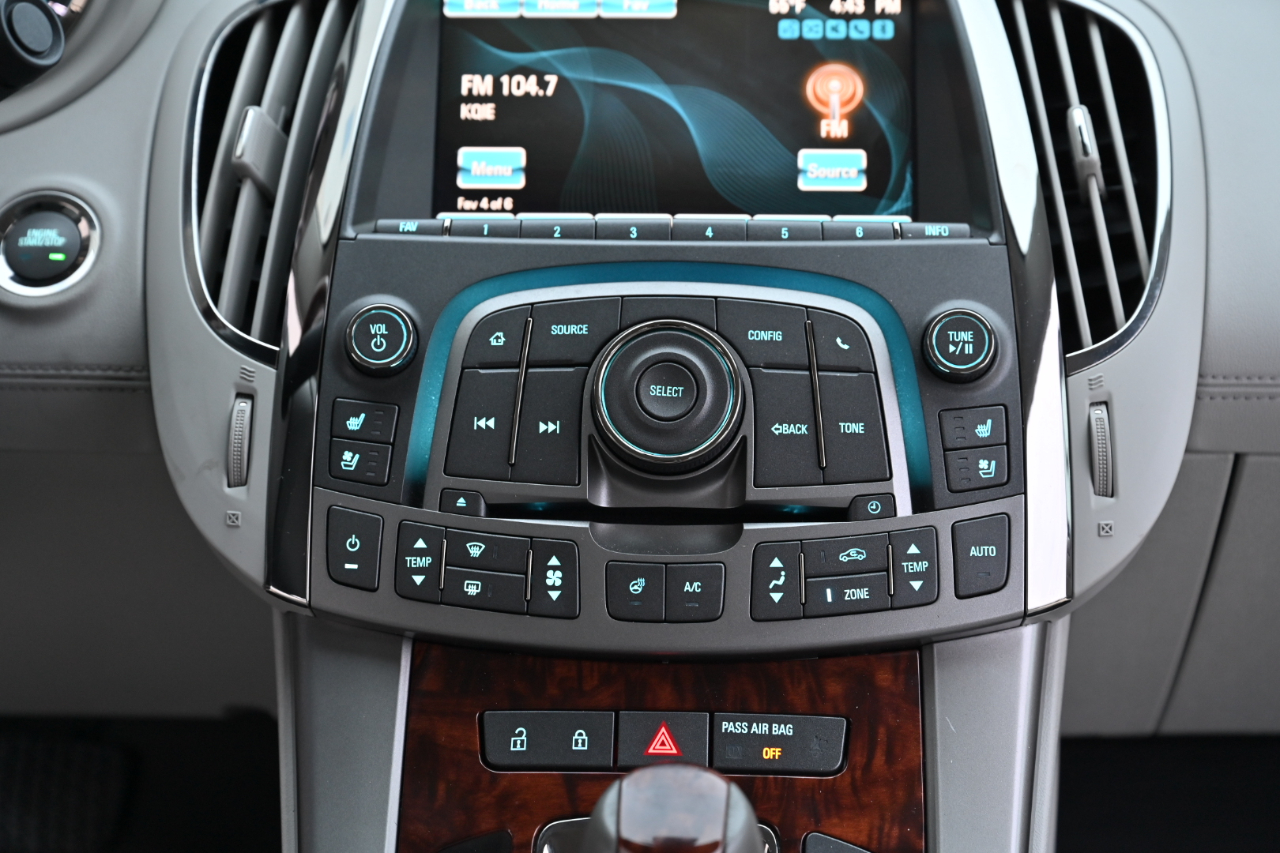 Buick LaCrosse  2013