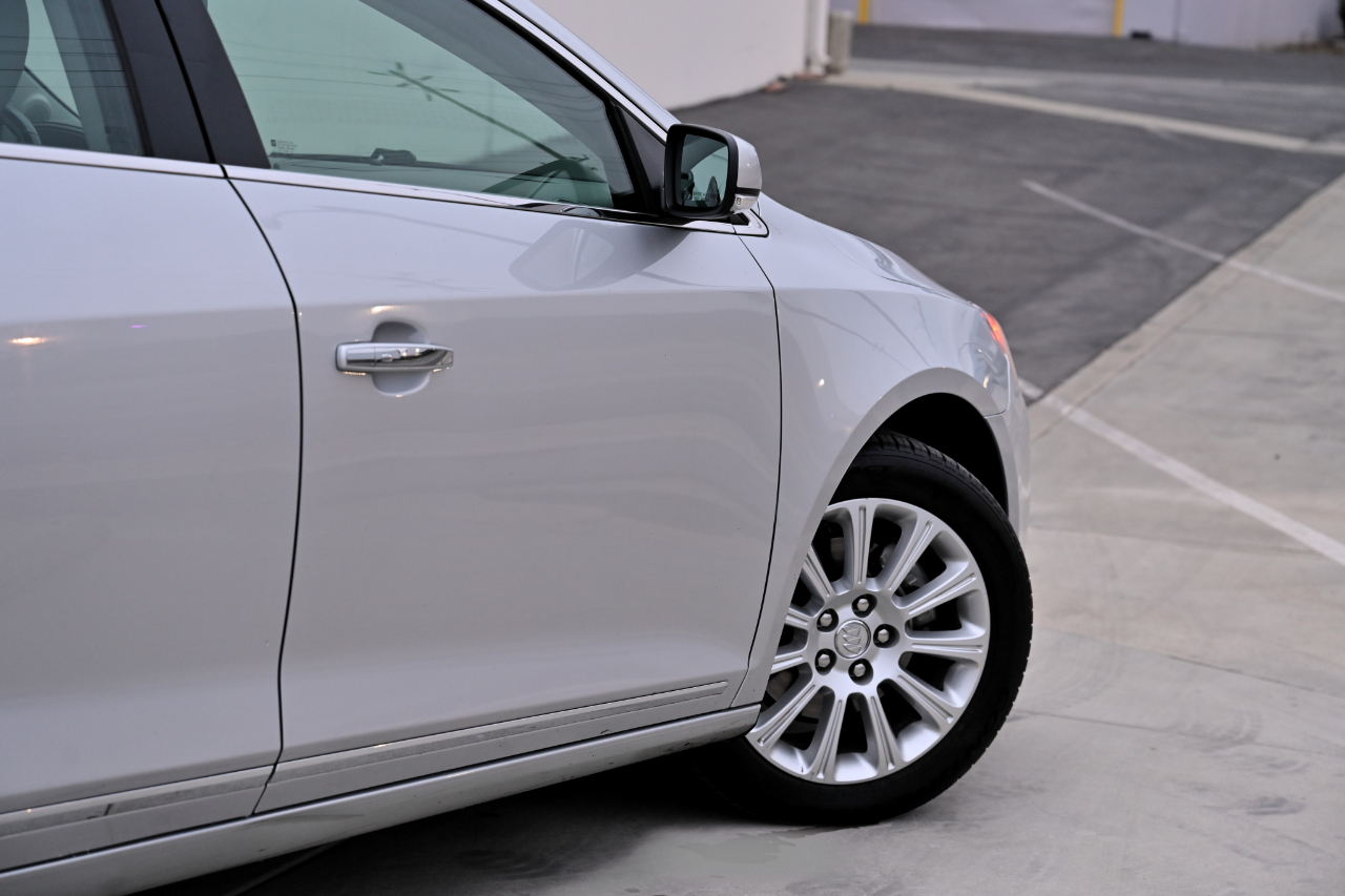 Buick LaCrosse  2013