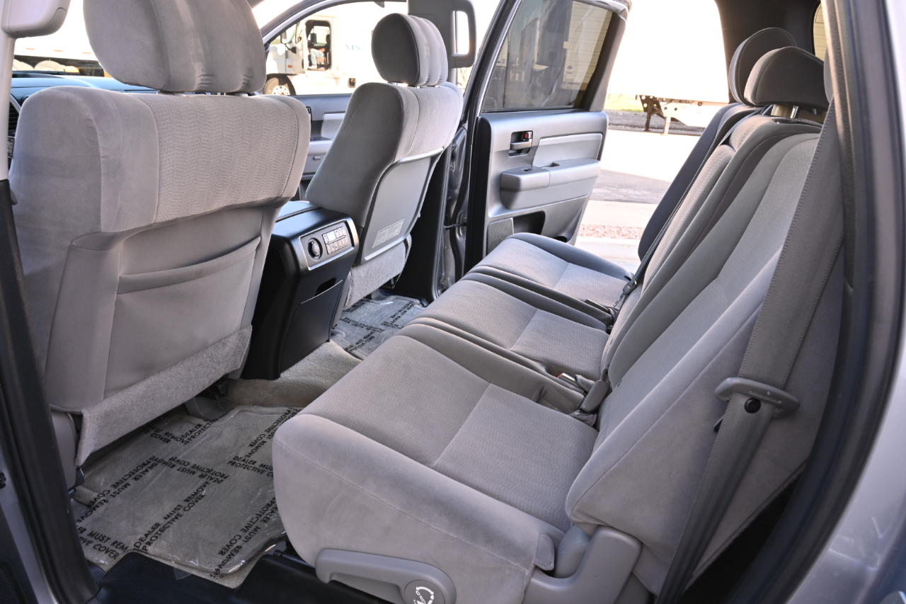 Toyota Sequoia  2011