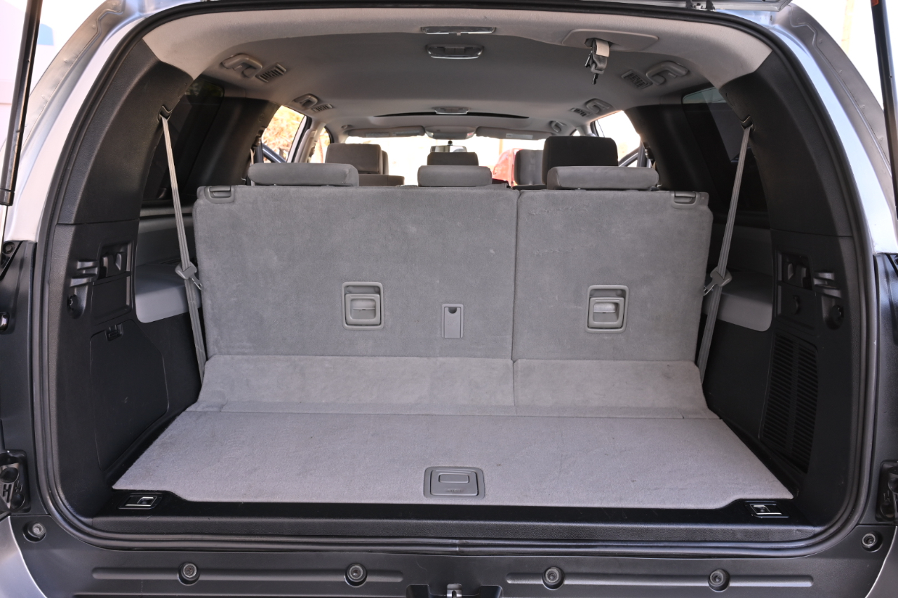 Toyota Sequoia  2011