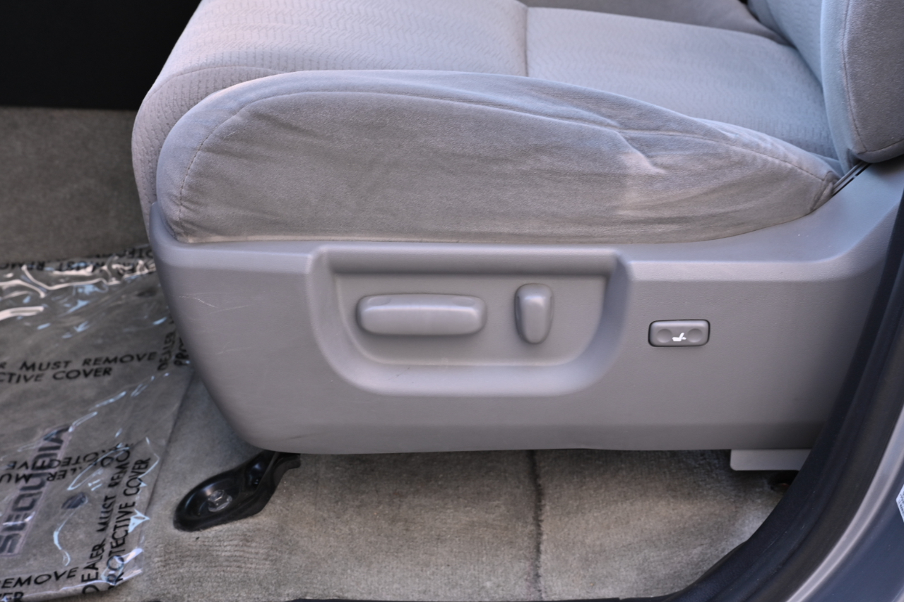 Toyota Sequoia  2011