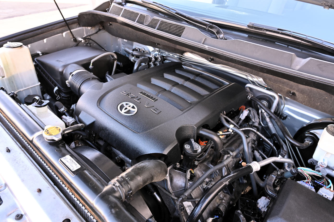 Toyota Sequoia  2011