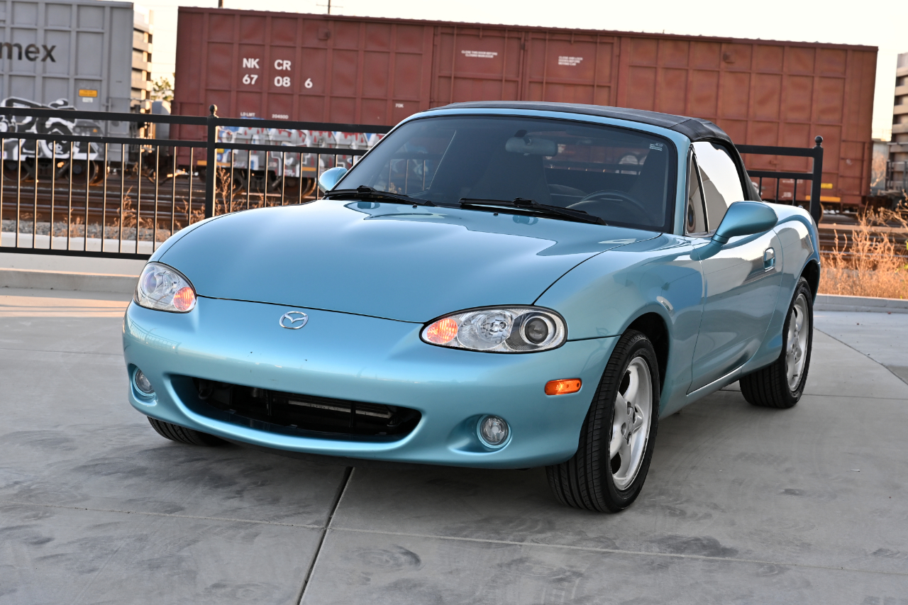 Mazda MX-5 Miata  2002