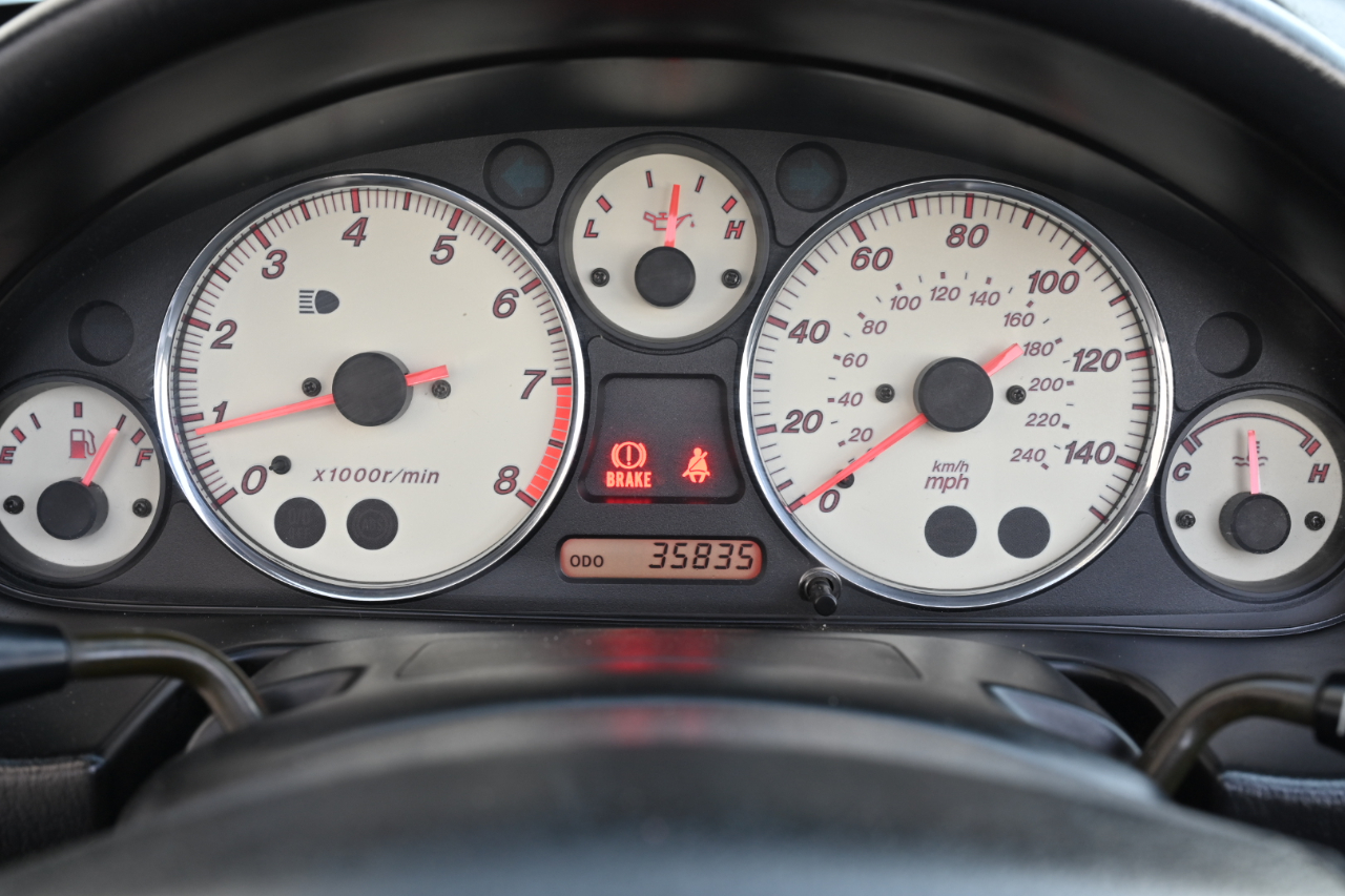 Mazda MX-5 Miata  2002