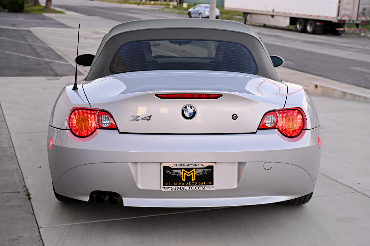 BMW Z4  2003