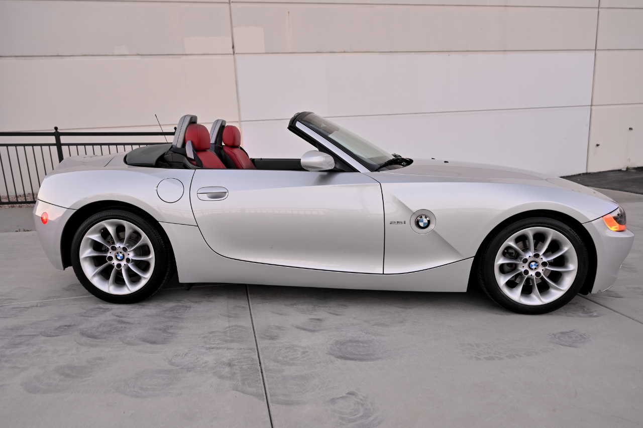 BMW Z4  2003