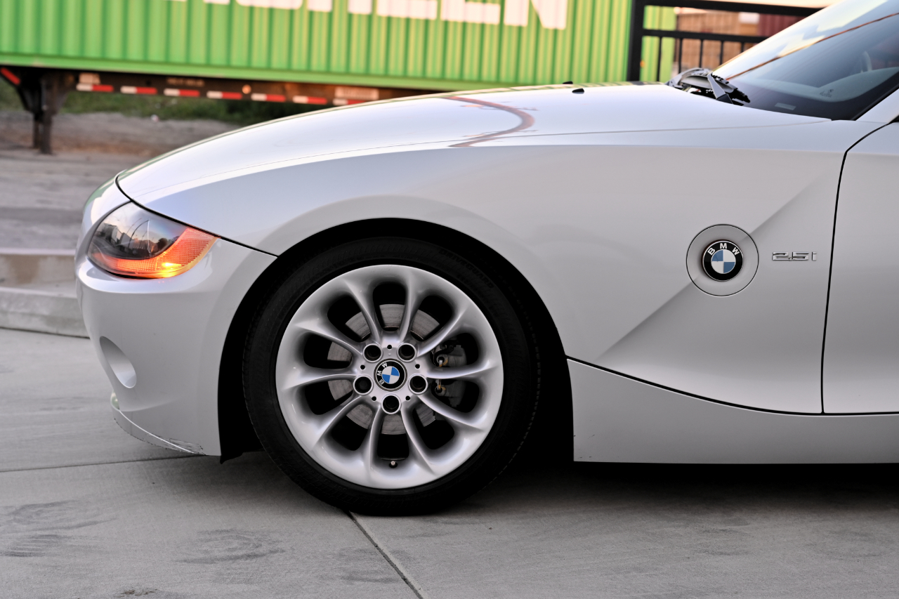 BMW Z4  2003