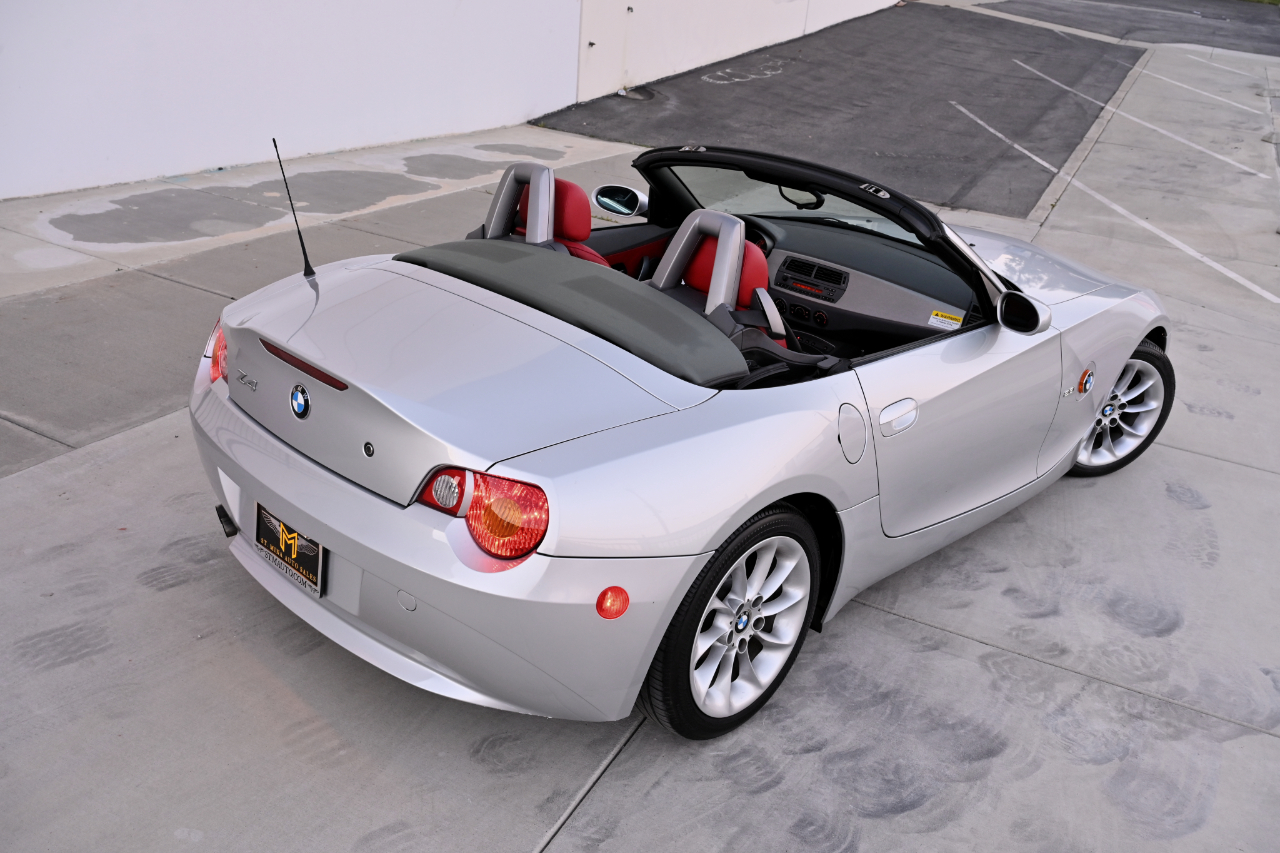 BMW Z4  2003