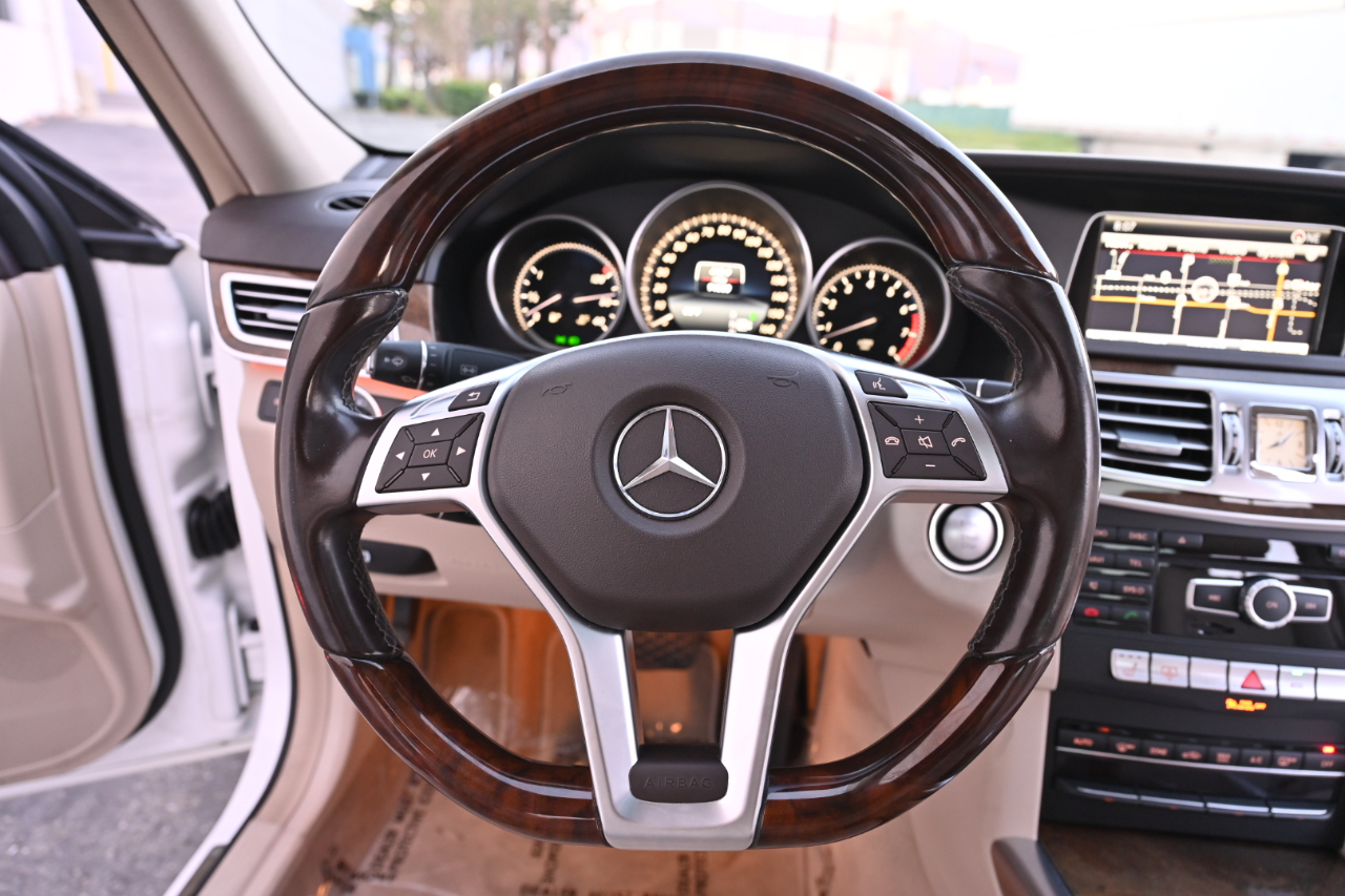 Mercedes-Benz E-Class  2015