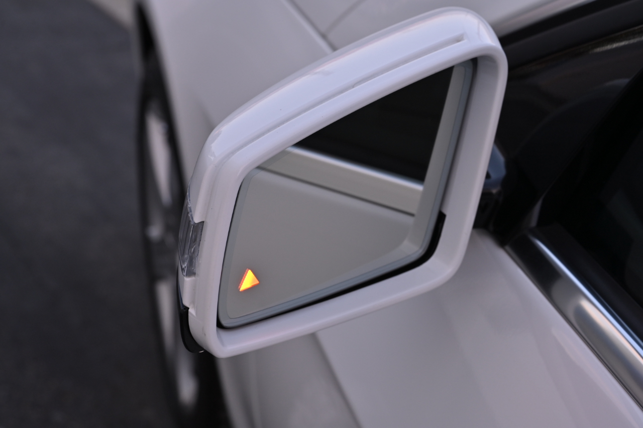 Mercedes-Benz E-Class  2015