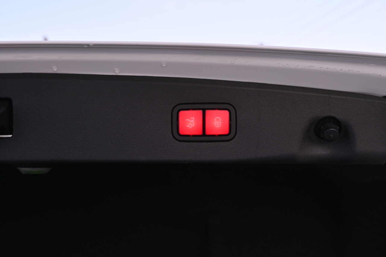 Mercedes-Benz E-Class  2015