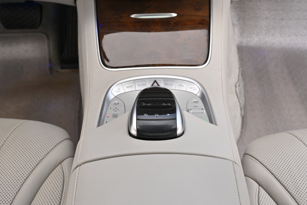 Mercedes-Benz S-Class  2015