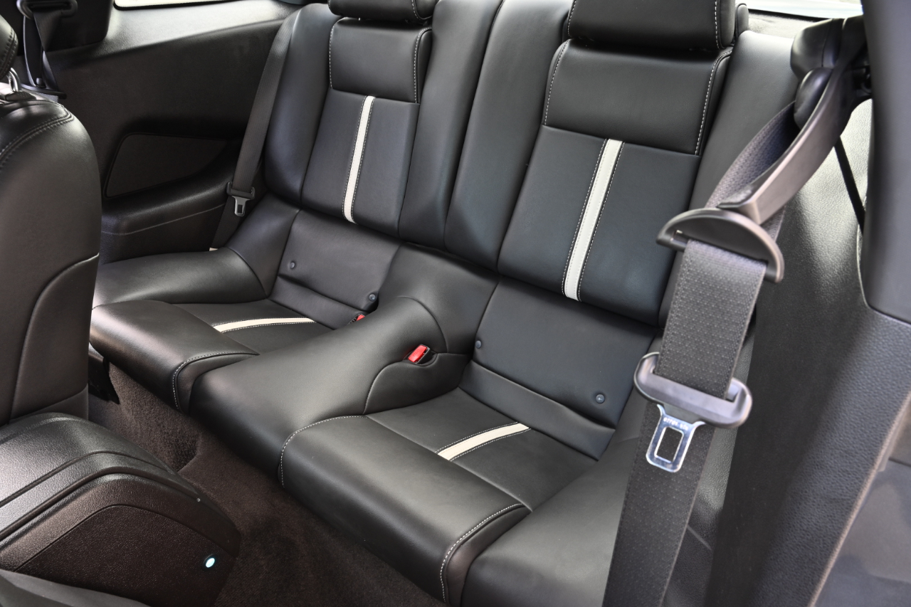 Ford Mustang GT Premium Coupe 2013