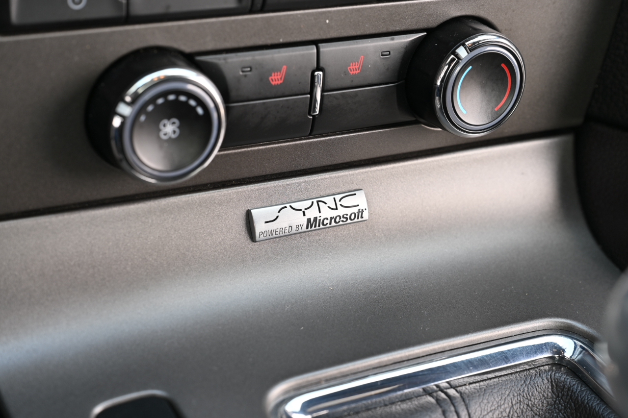 Ford Mustang GT Premium Coupe 2013