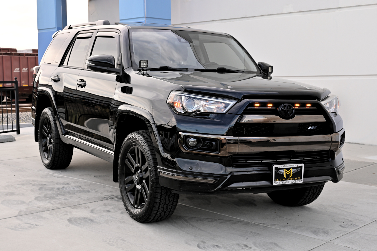 Toyota 4Runner Nightshade 4WD 2020