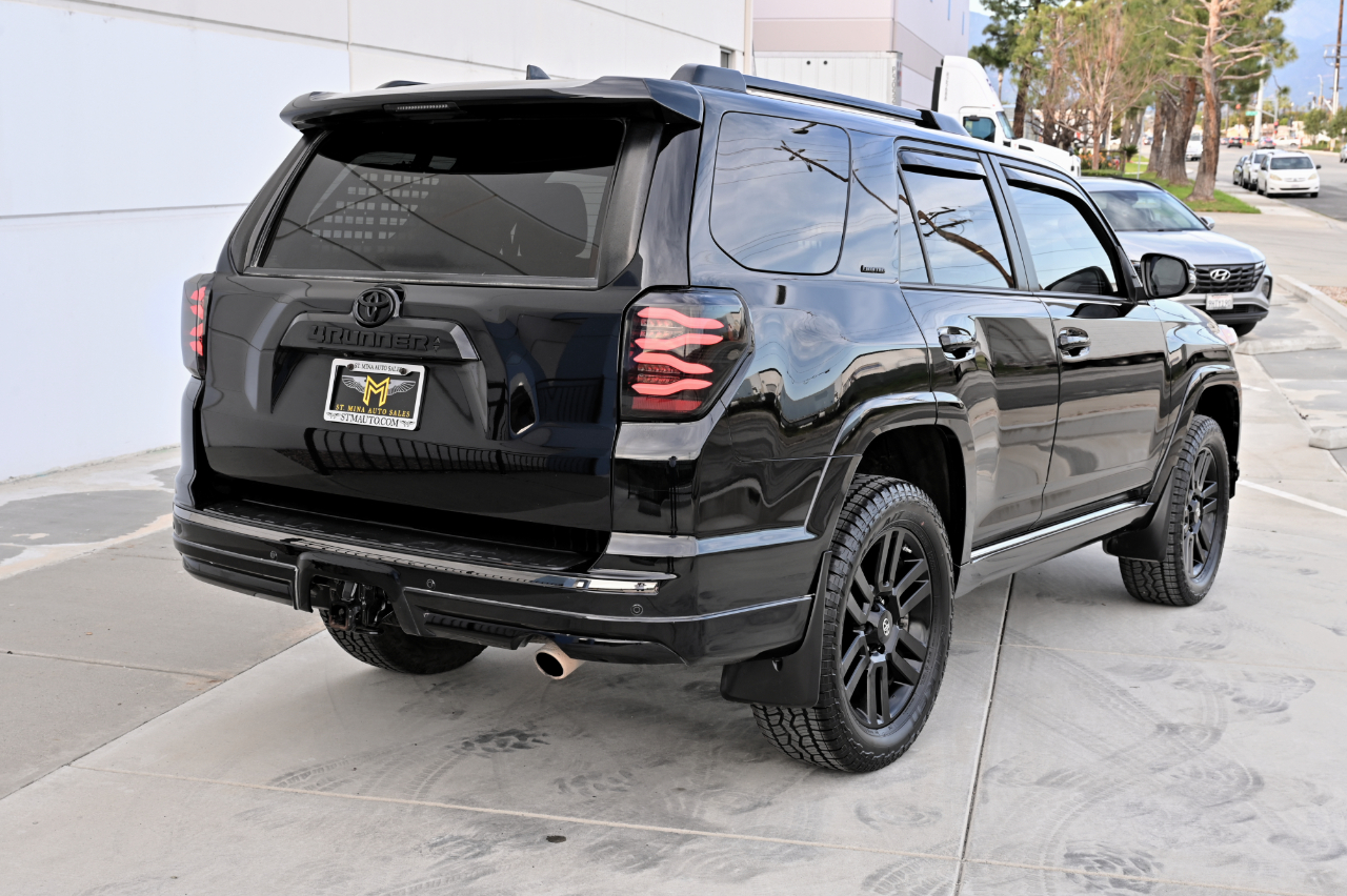 Toyota 4Runner Nightshade 4WD 2020